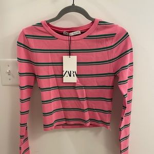 Zara cropped rib top. Never worn, new with tag